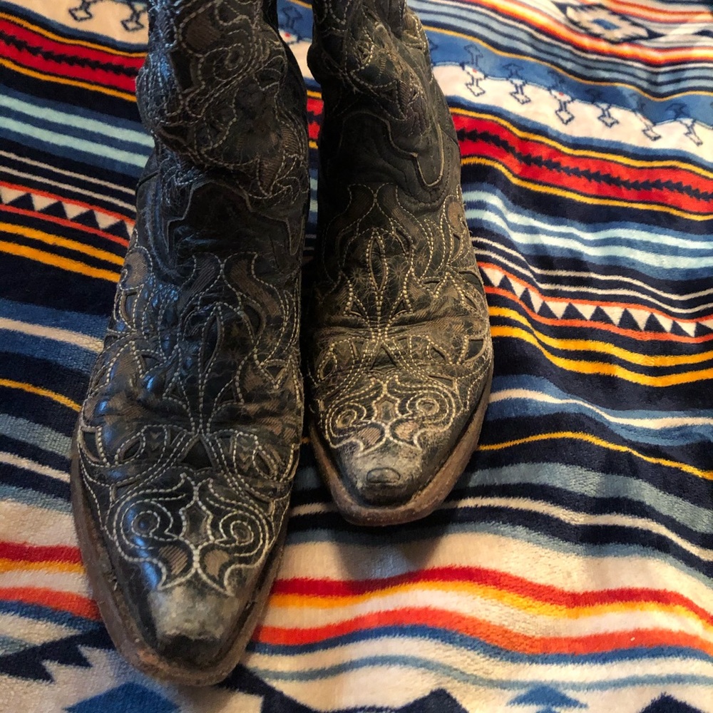 Corral boots